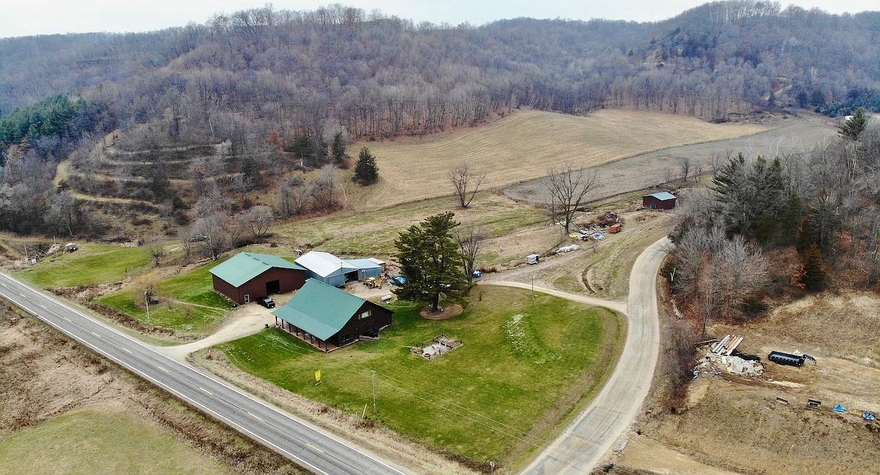 E13758 Highway 82, La Farge, WI 54639 MLS 1968853 Zillow