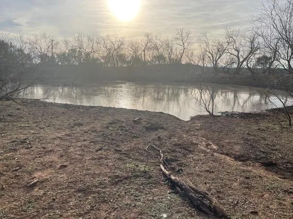 910 Cedar Cove Rd, Robert Lee, TX 76945