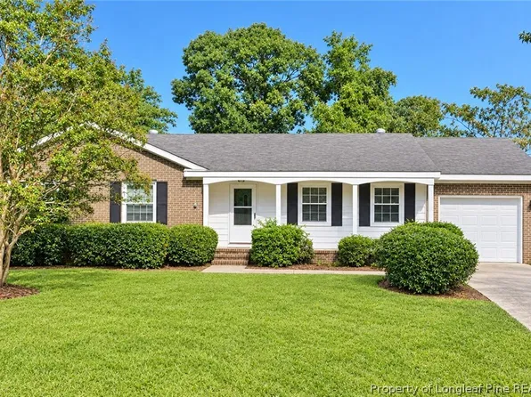 7114 Evanston St, Fayetteville, NC 28314