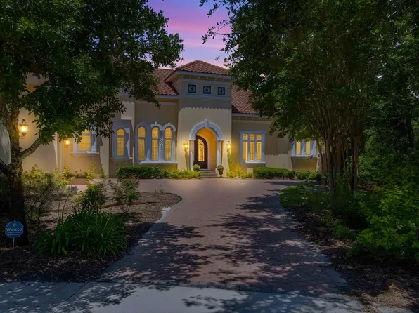 301 Sweetwater Cv, Destin, FL 32541