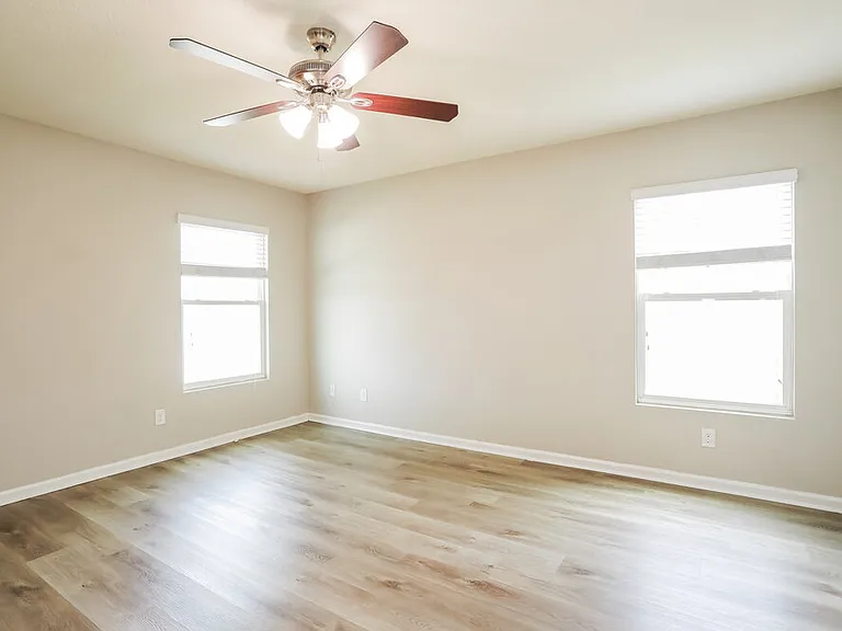 3426 Canyon Falls Dr — Photo 9