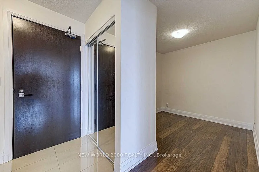 3 bed, $2,900 — Photo 2