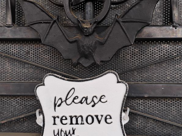 (undisclosed Address)