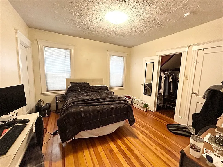 1626 Columbia Rd #1 — Photo 8
