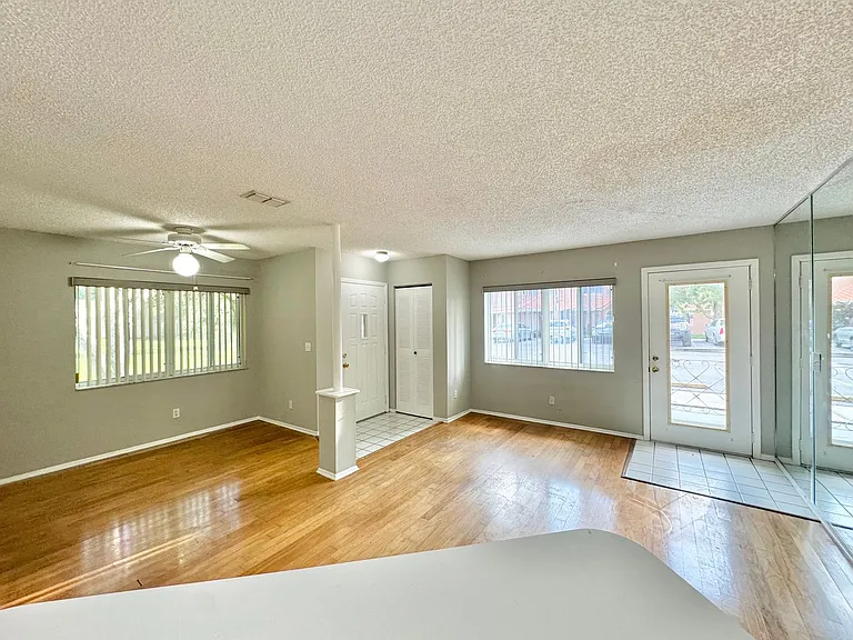 8302 Waterview Way — Photo 10