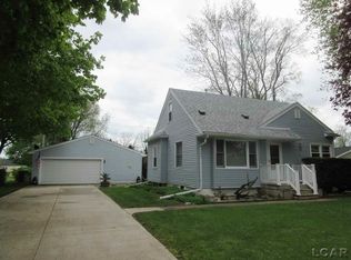 902 Murray Dr, Tecumseh, MI 49286