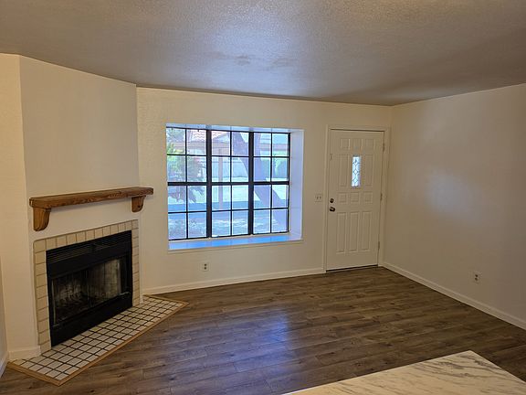 3rd image of 4901 E Kelton Ln Unit 1246