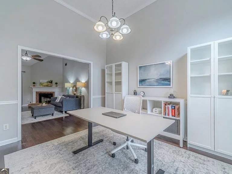 6130 Devonshire Dr — Photo 8