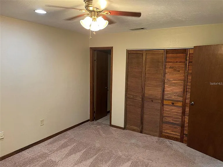 5213 SW 92nd Ct — Photo 14