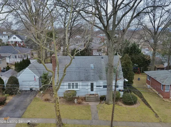 172 Lawrence Ave, Staten Island, NY 10310