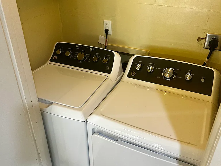 35 Mill Ct — Photo 24