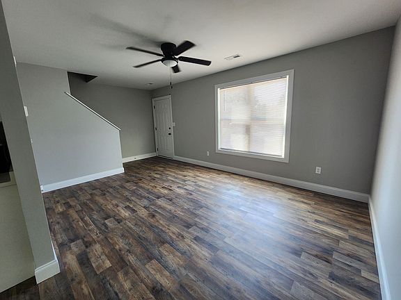 3rd image of 1620 Shaffer St #3B-3BA-1280SQFT