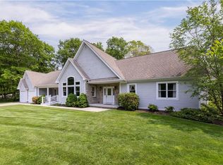 1 Saint Andrews Ter, Westerly, RI 02891