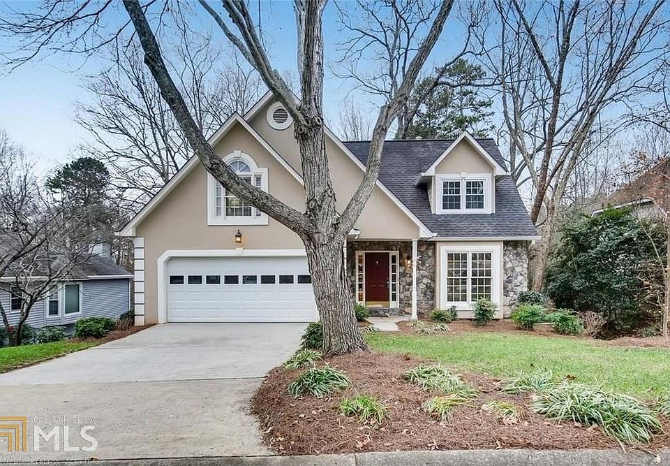 1st image of 1525 Twin Bridge Ln