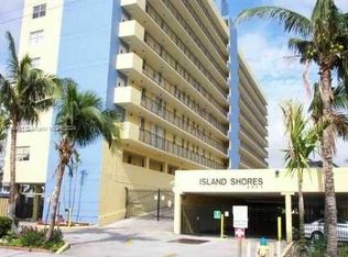 2903 NE 163rd St APT 203, North Miami Beach, FL 33160