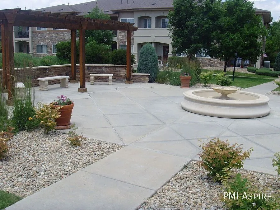 2 Bedroom 2 Bath Townhome in Longmont — Photo 2
