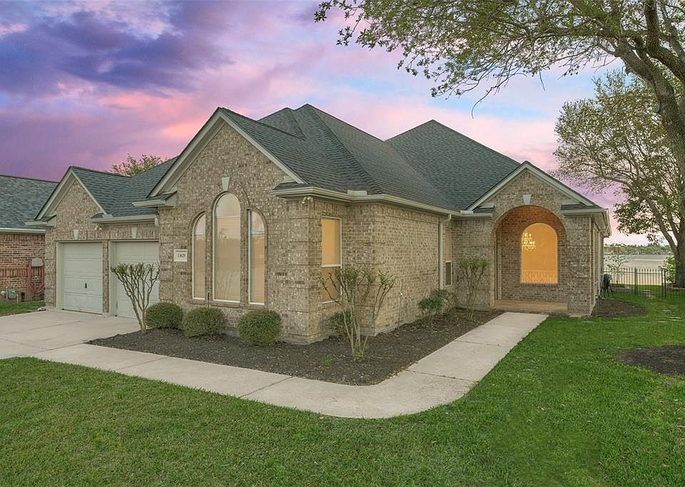 1st image of 13629 Lakeside Place Dr