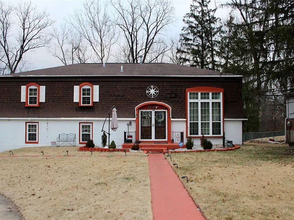 1st image of 12 Blossomwood Ct