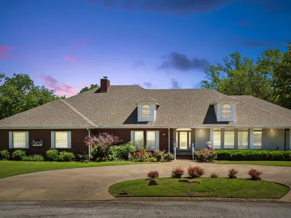 99 Westwood Ave, Vinita, OK 74301