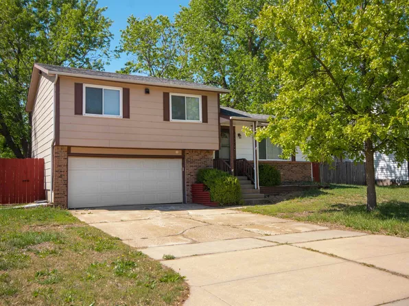 3153 N Cranberry St, Wichita, KS 67226