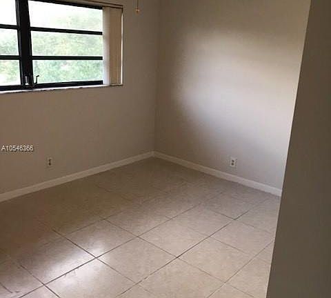 2nd image of 2085 Coral Ridge Dr
