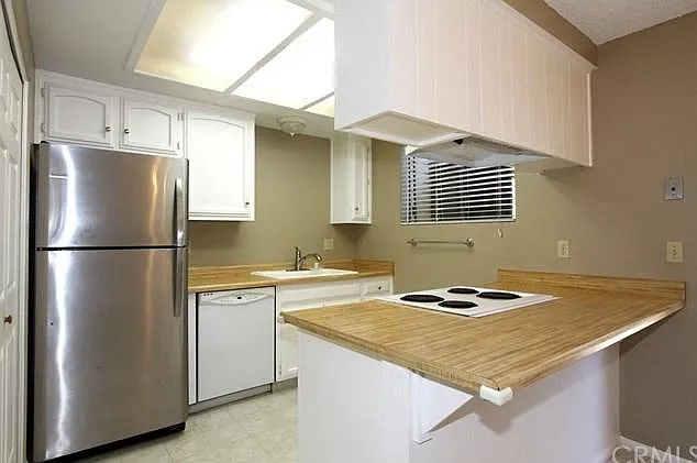 2 bed, 1.5 bath, 1190 sqft, $2,900 — Photo 1