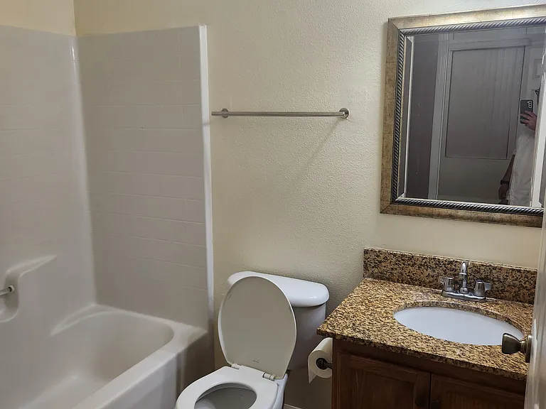 638 Madina Cir — Photo 9