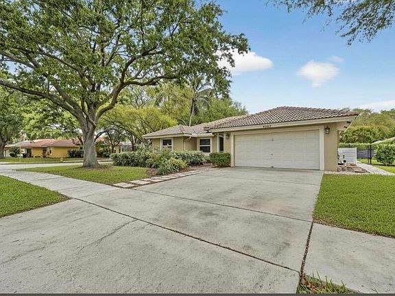 3rd image of 4457 NW 64th Street