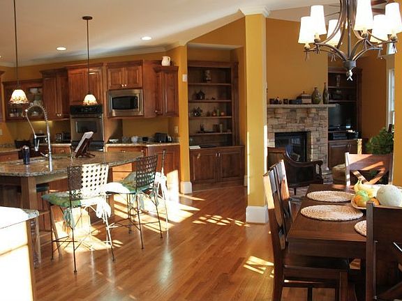 Kitchen / Keeping Room