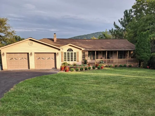 149 King David Dr, Linden, VA 22642