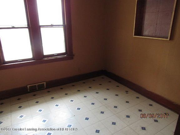 3rd image of 934 N Mlk Blvd