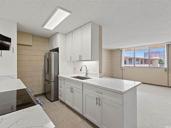 4th image of 633 Nalanui St APT 409