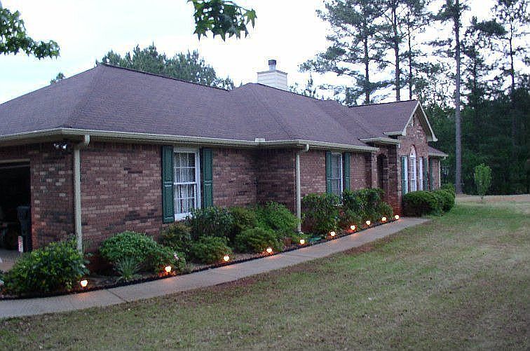 2nd image of 105 Creek Dr