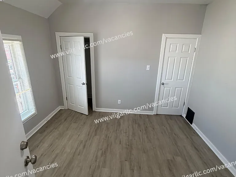 4714 Tod Ave — Photo 16