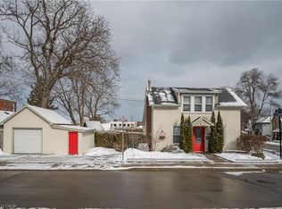 15 Maple Ave, Hamilton, ON L8G 2P1