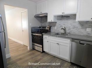 2713 T St #2, Sacramento, CA 95816