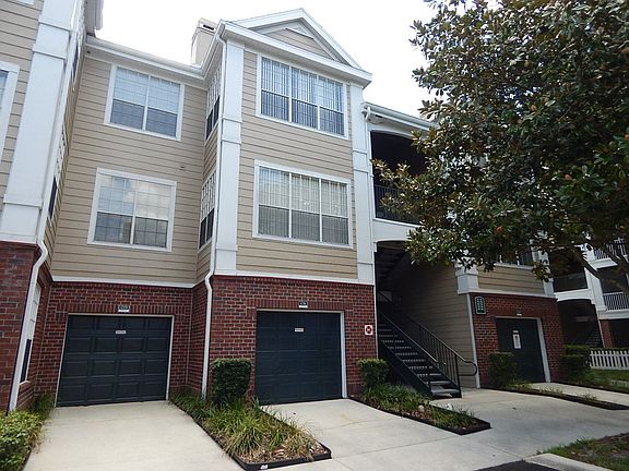 2nd image of 13015 Plantation Park Cir APT 1039
