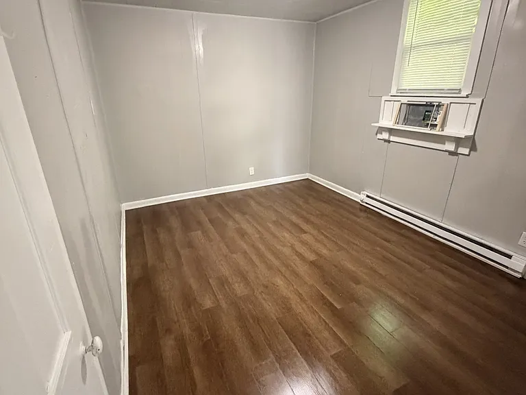 715 Madison Ave #2B — Photo 6