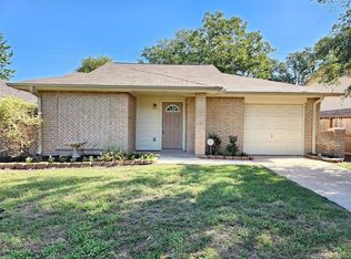 9919 Mill Shadow Dr, Houston, TX 77070