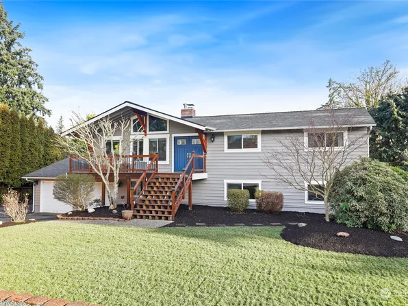 8613 Vistarama Avenue, Everett, WA 98208