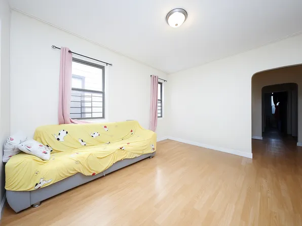 2166 West 9th Street image 17 of 27