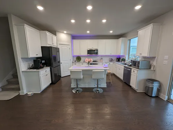 505 Gray Fox Loop, Hutto, TX 78634