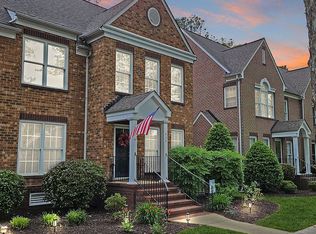 255 Herman Melville Ave, Newport News, VA 23606