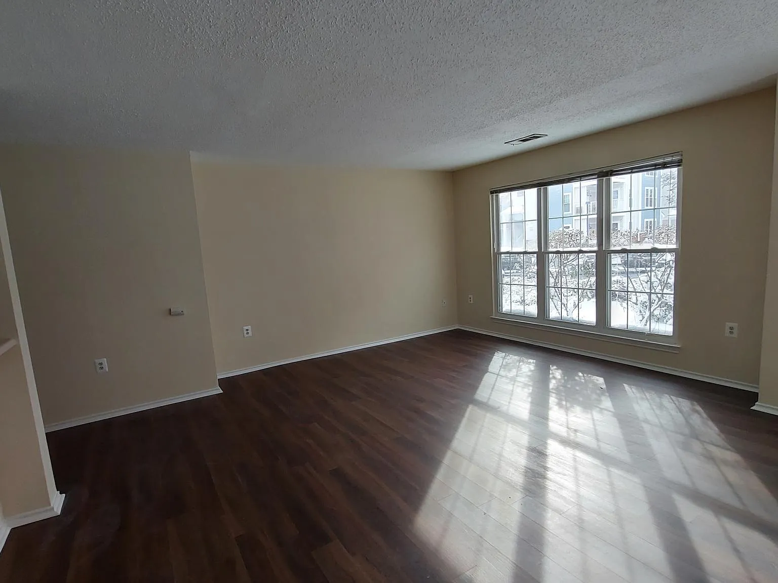 21029 Timber Ridge Terrace — Photo 2