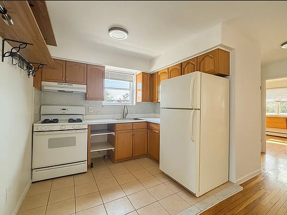 3rd image of 73-58 53rd Ave #2