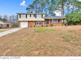 1987 Westcliff Rd, Fayetteville, NC 28304
