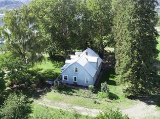 6 Llewellyn Ln, Oroville, WA 98844