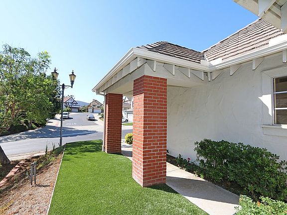 4th image of 13895 Royal Melbourne Sq