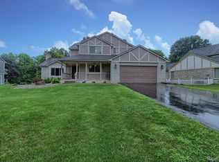 5365 Inverrary Ln, Commerce Township, MI 48382