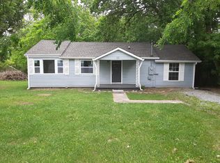 66 Vaughn St, Crossville, TN 38555